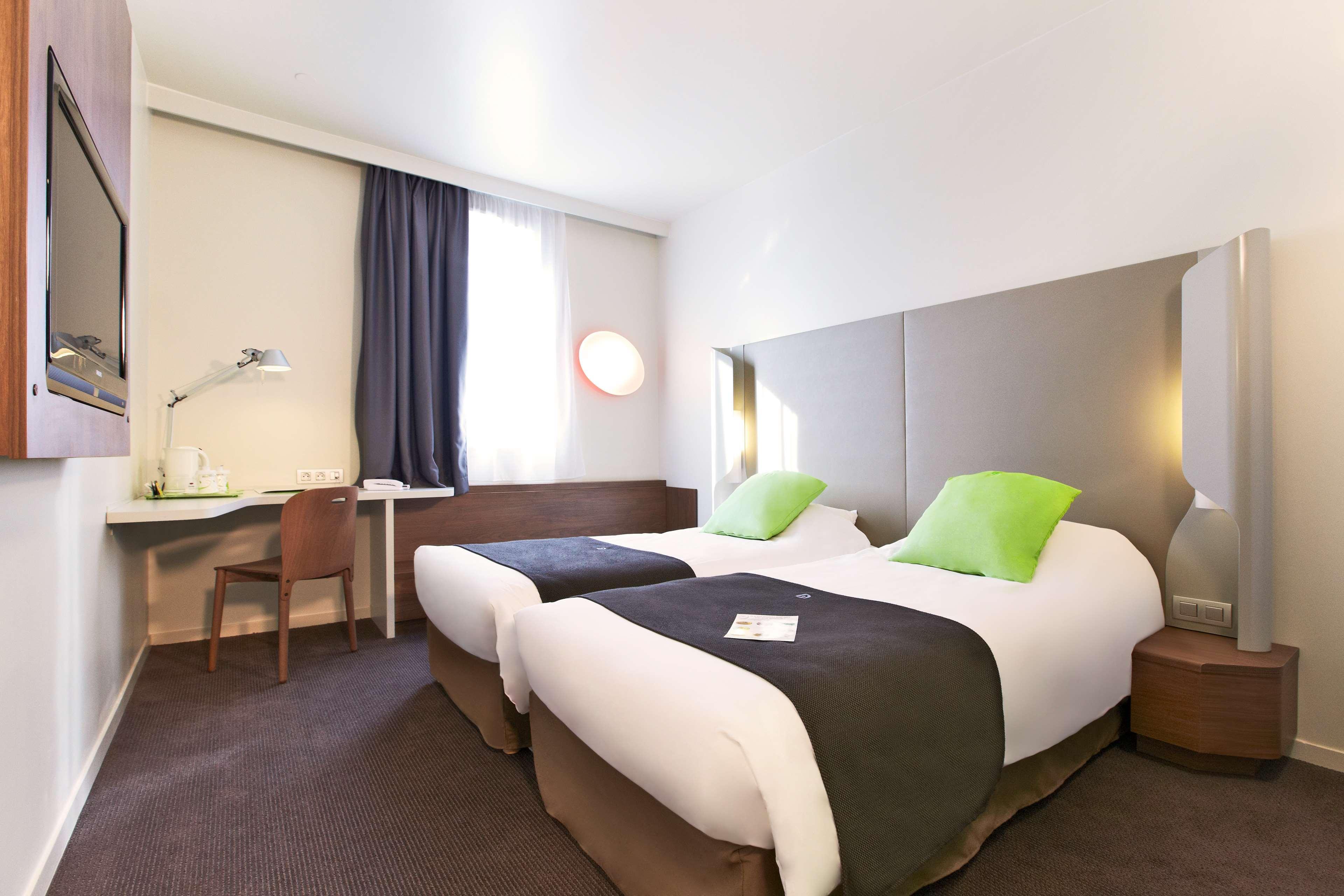 Campanile Montargis - Amilly Hotell Amilly  Exteriör bild
