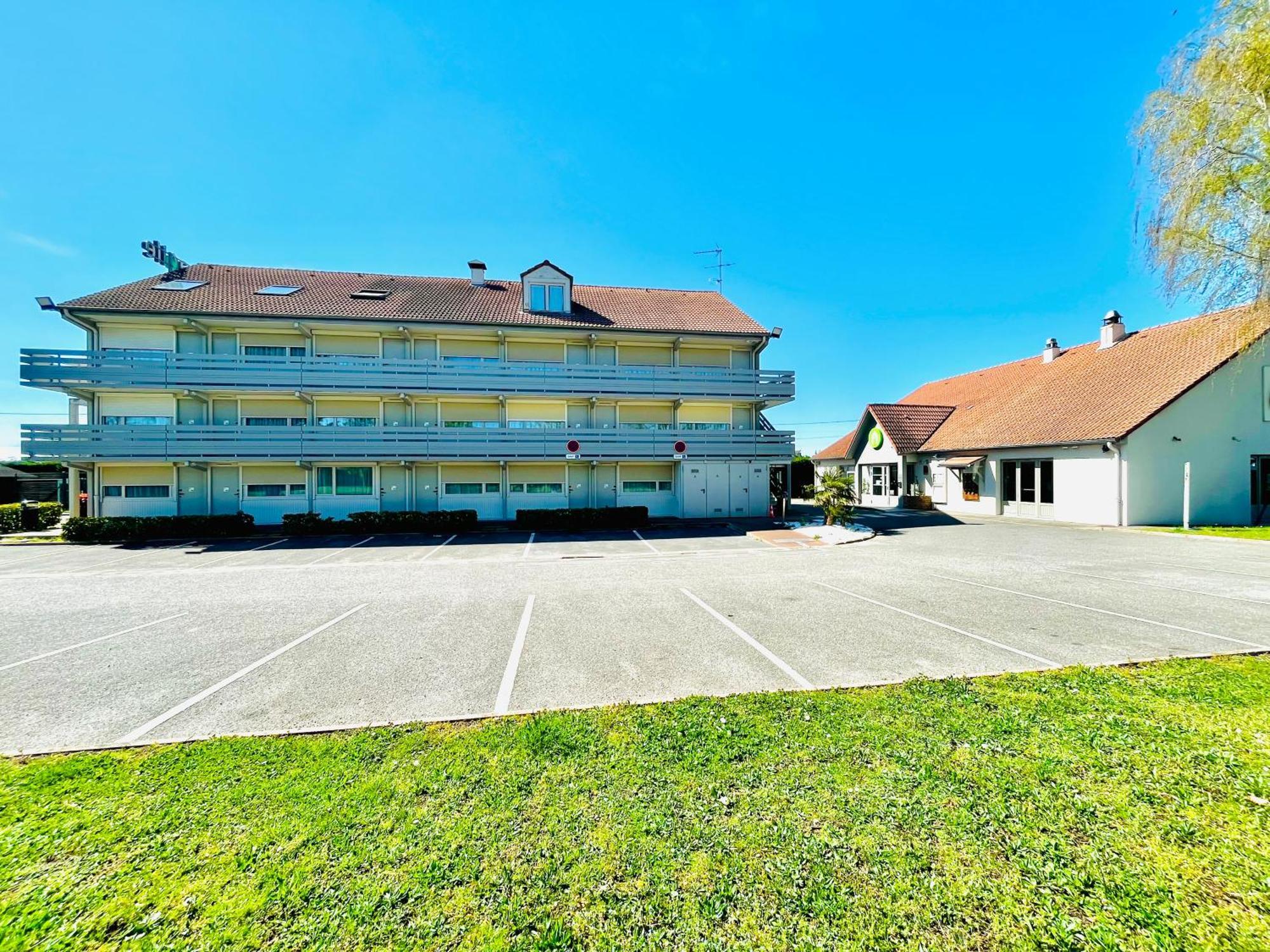 Campanile Montargis - Amilly Hotell Amilly  Exteriör bild