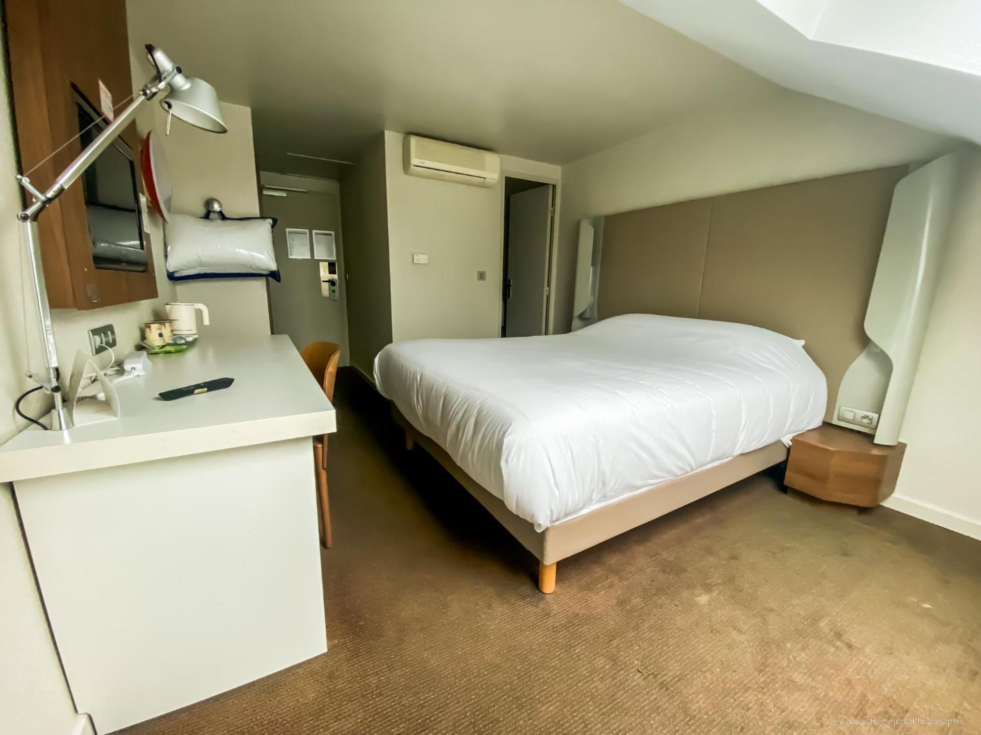 Campanile Montargis - Amilly Hotell Exteriör bild