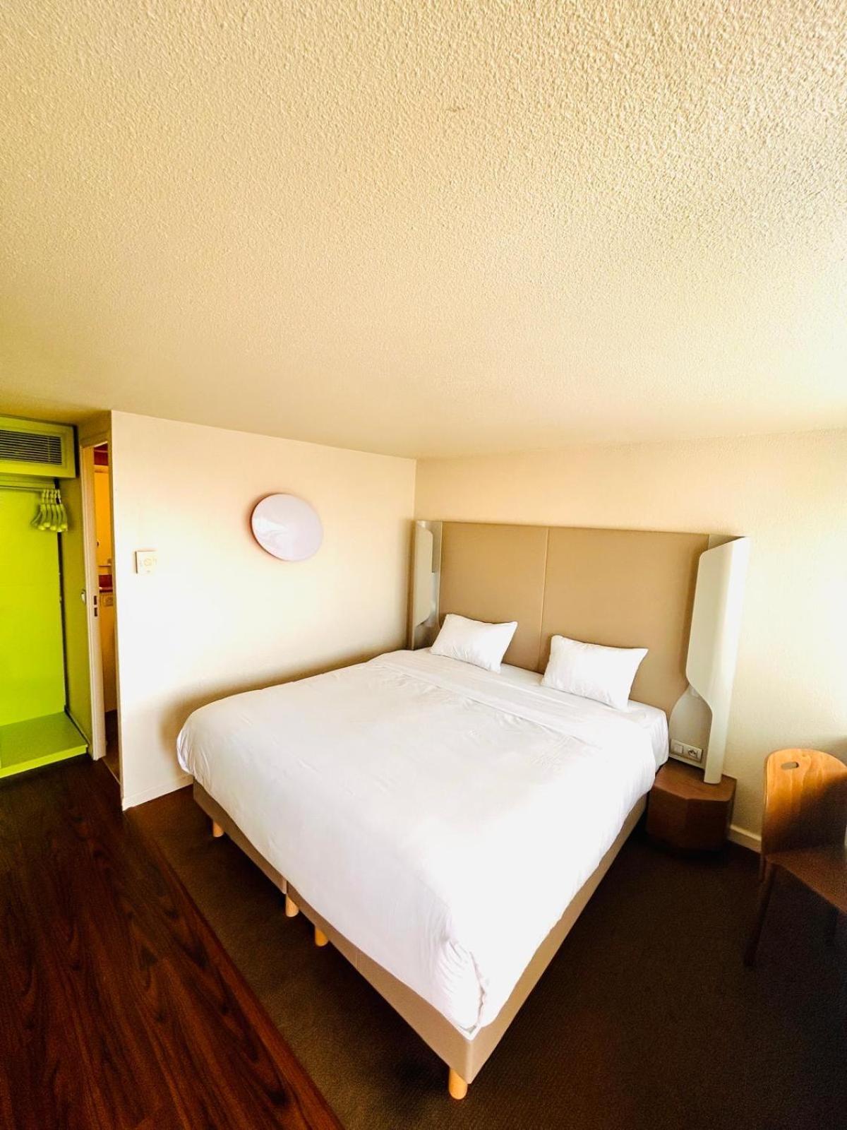 Campanile Montargis - Amilly Hotell Amilly  Exteriör bild
